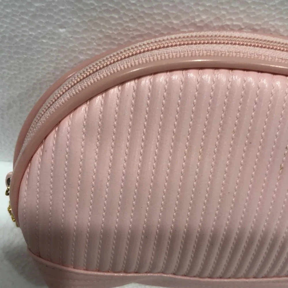 Women’s Awareness Pouch